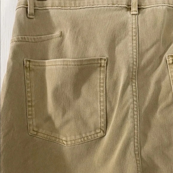 Halara Khaki Green Barrel Leg Jeans - Picture 4 of 4